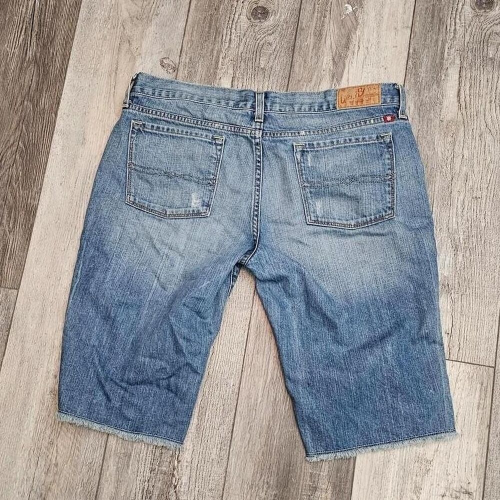 lucky brand light wash denim low rise bermuda shorts - Picture 2 of 4